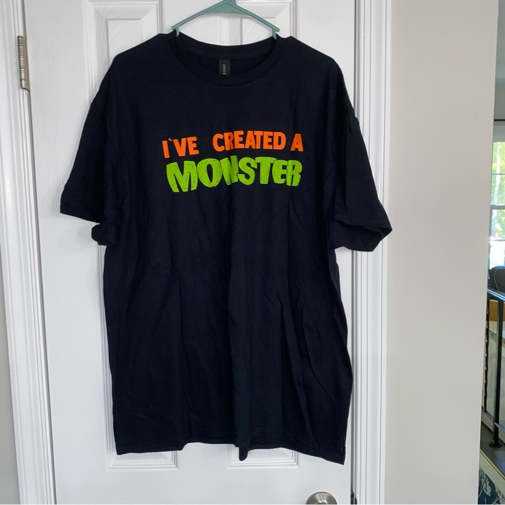 Monster Halloween Dad or Mom shirt size XL